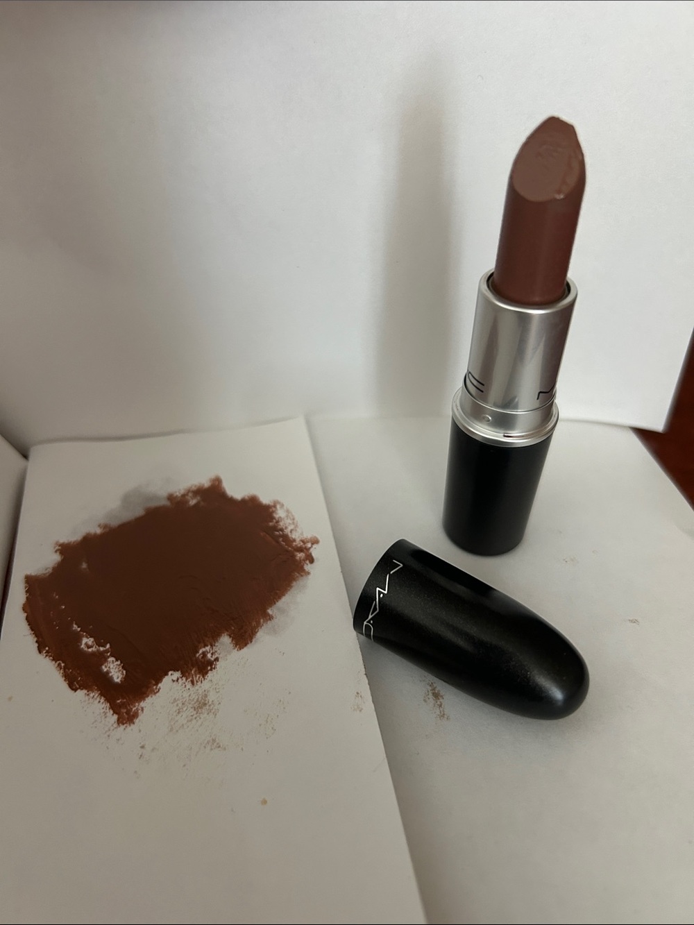 MAC  5N A97 lipstick